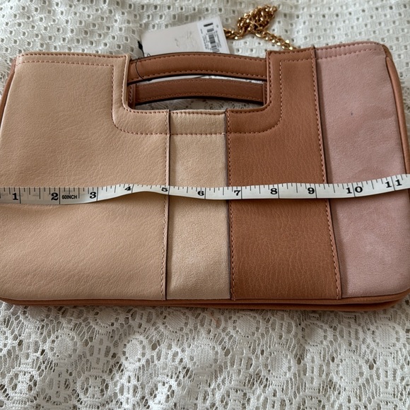Lauren Conrad Clutch/Purse with removable Strap NWT - Picture 7 of 9